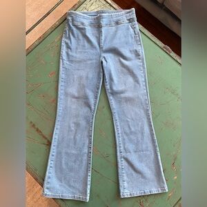 We The Free Light Blue Cropped Flare Jeans Size M